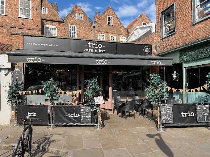 Trio Cafe & Bar on Whip-Ma-Whop-Ma Gate, York